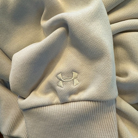 Men’s Under Armour Cream Crewneck Sweatshirt - Size M - NWT - Picture 6 of 6